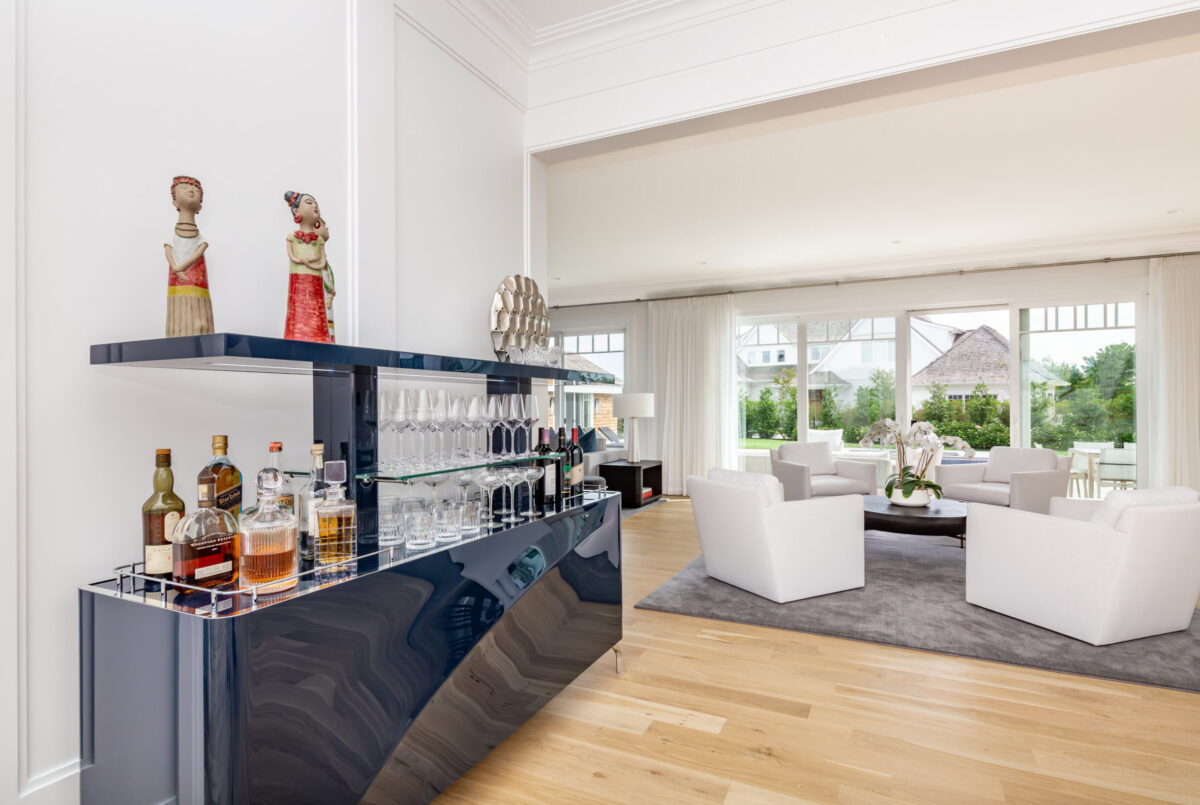 Hydraulic Bar - Main Level