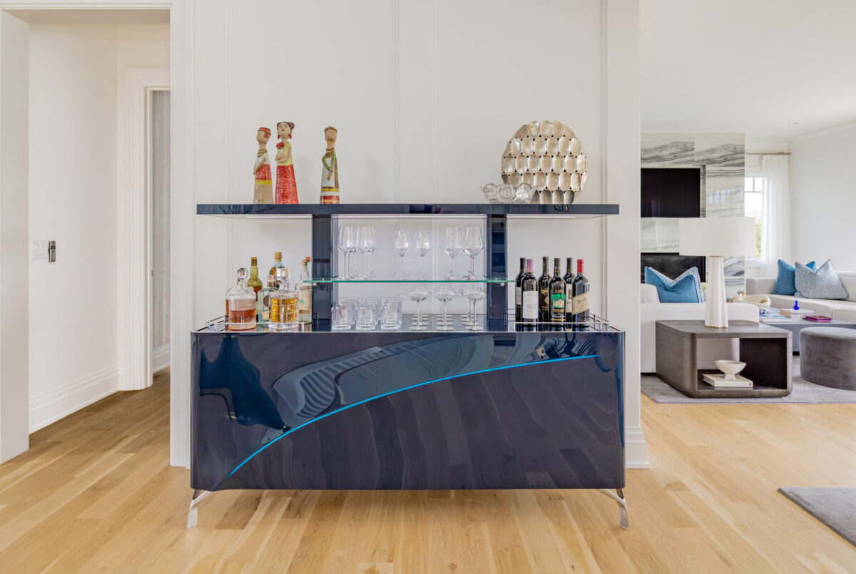 Hydraulic Bar - Main Level