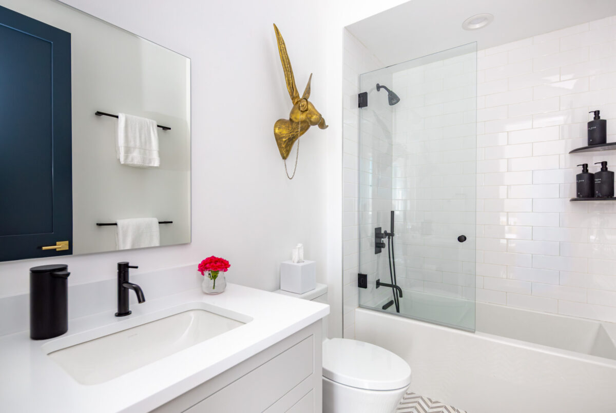 Bedroom 3 Bathroom - Upper Level