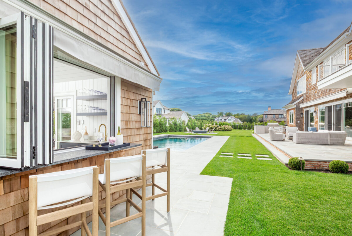 Pool House Outdoor Bar – Backyard