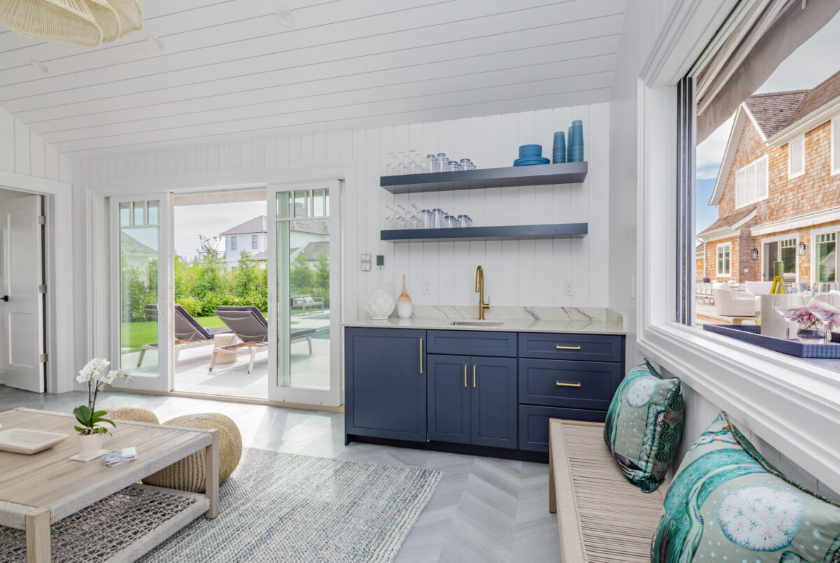 Pool House Wet Bar – Backyard
