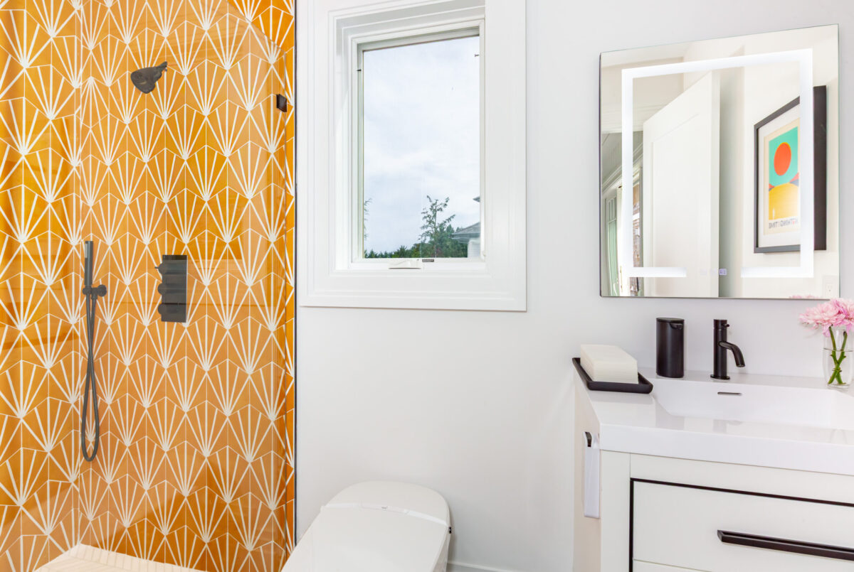 Pool House Bathroom – Backyard