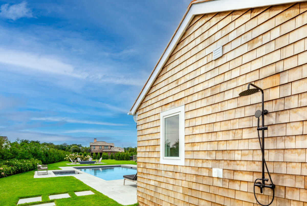 Pool House Outdoor Shower – Backyard